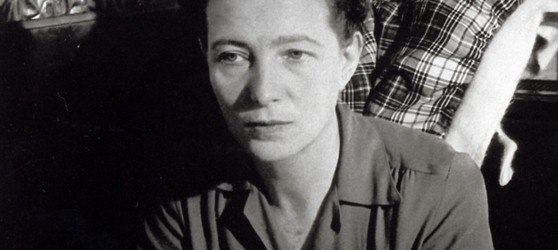 Vida e obra de Simone de Beauvoir serviram de base para o movimento de conscientização das mulheres no século XX