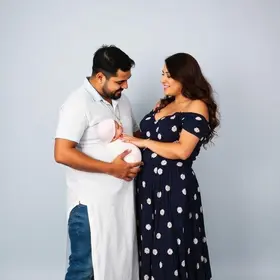 É menino! Endrick e Gabriely Miranda revelam o sexo do bebê em momento de muita alegria